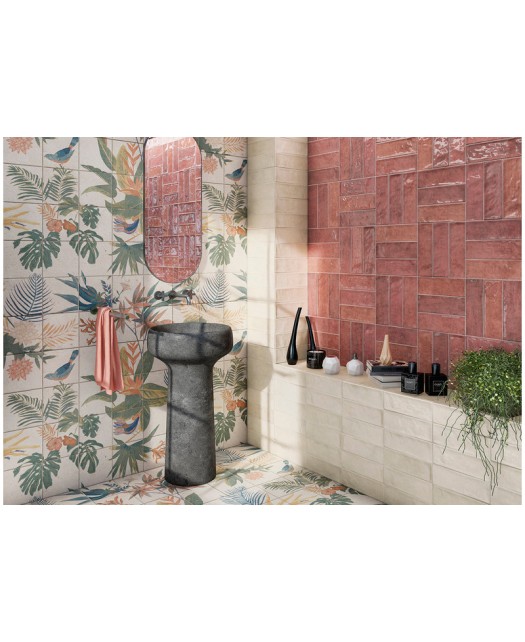 Carrelage mural rose, format 10x30 cm, finition brillante, pour crédence de cuisine et salle de bain.